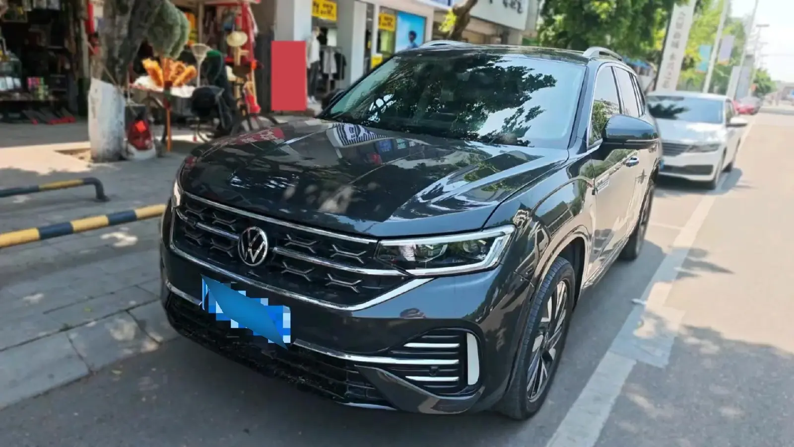 2023 Volkswagen Tayron 2.0T 186HP L4 7DCT