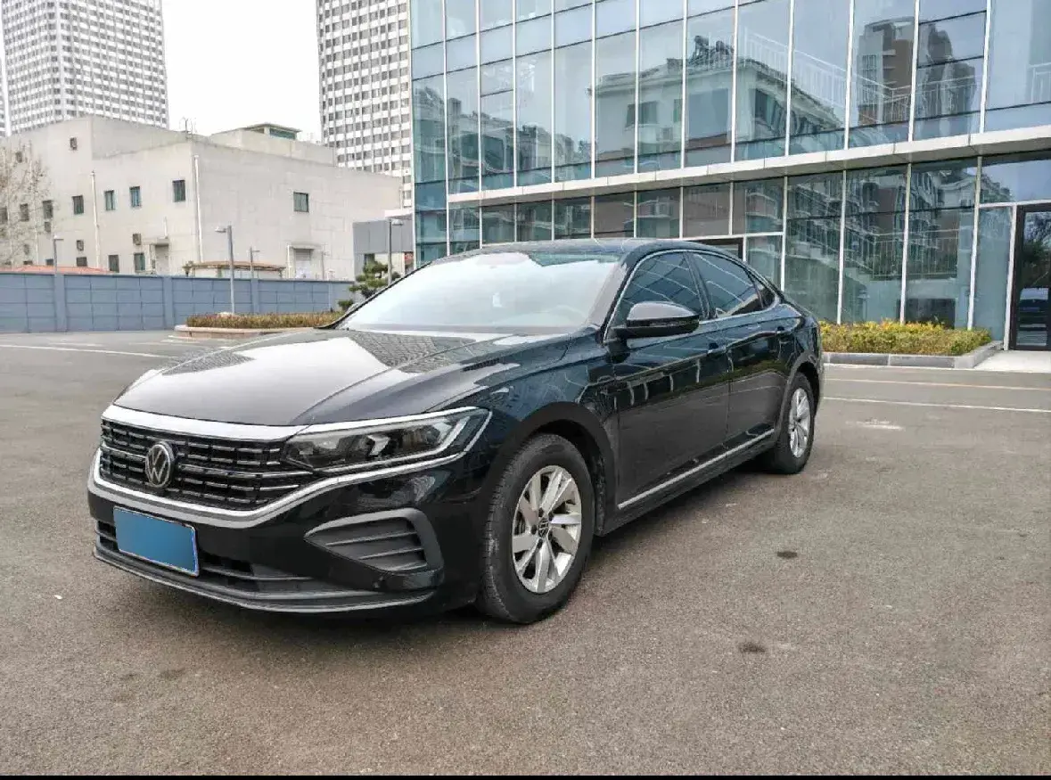 2024 Volkswagen Passat 1.4T 150HP L4 7DCT