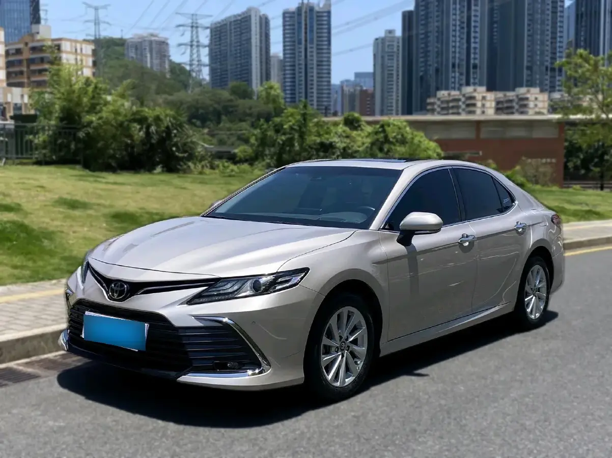 2021 Toyota Camry 2.0L 178HP L4 CVT