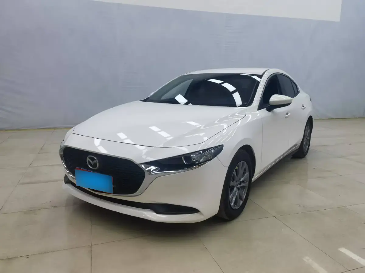 2022 Mazda 3 Axela 2.0L 158HP L4 6AT