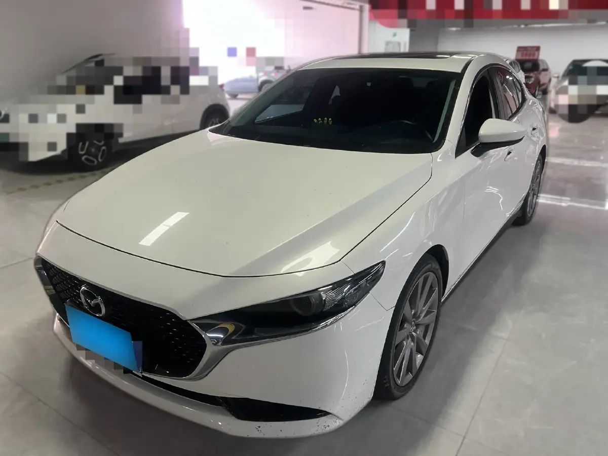 2022 Mazda 3 Axela 2.0L 158HP L4 6AT