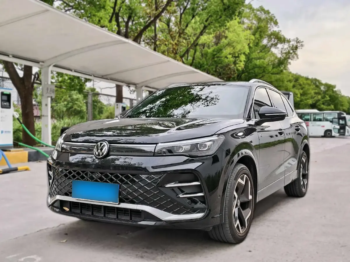 2024 Volkswagen Tiguan L 2.0T 186HP L4 7DCT