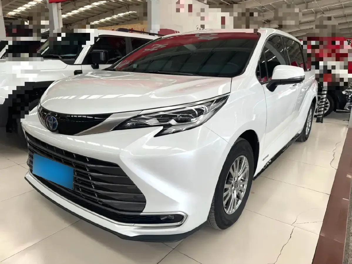 2021 Toyota Sienna 2.5L 192HP L4 E-CVT Hybrid