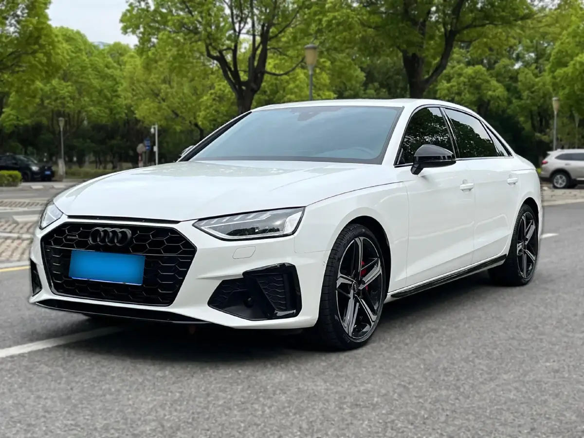 2022 Audi A4L 2.0T 252HP L4 7DCT