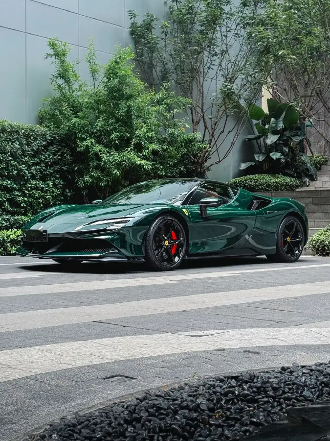 2020 Ferrari SF90 3.9T 781HP V8 8DCT PHEV 7.9KWH