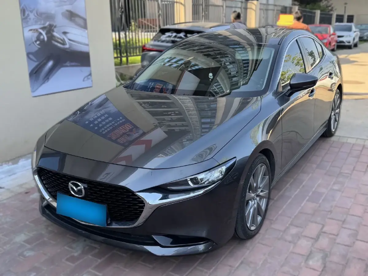 2022 Mazda 3 Axela 2.0L 158HP L4 6AT