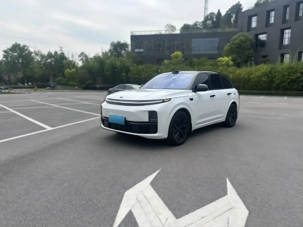 2023 Li L7 Range Extended 154HP REEV 40.9KWH