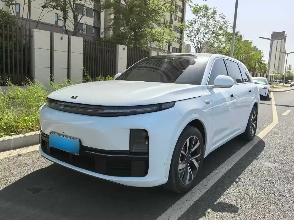 2023 Li L7 Range Extended 154HP REEV 40.9KWH