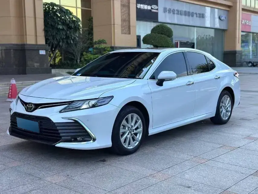 2023 Toyota Camry 2.0L 177HP L4 CVT