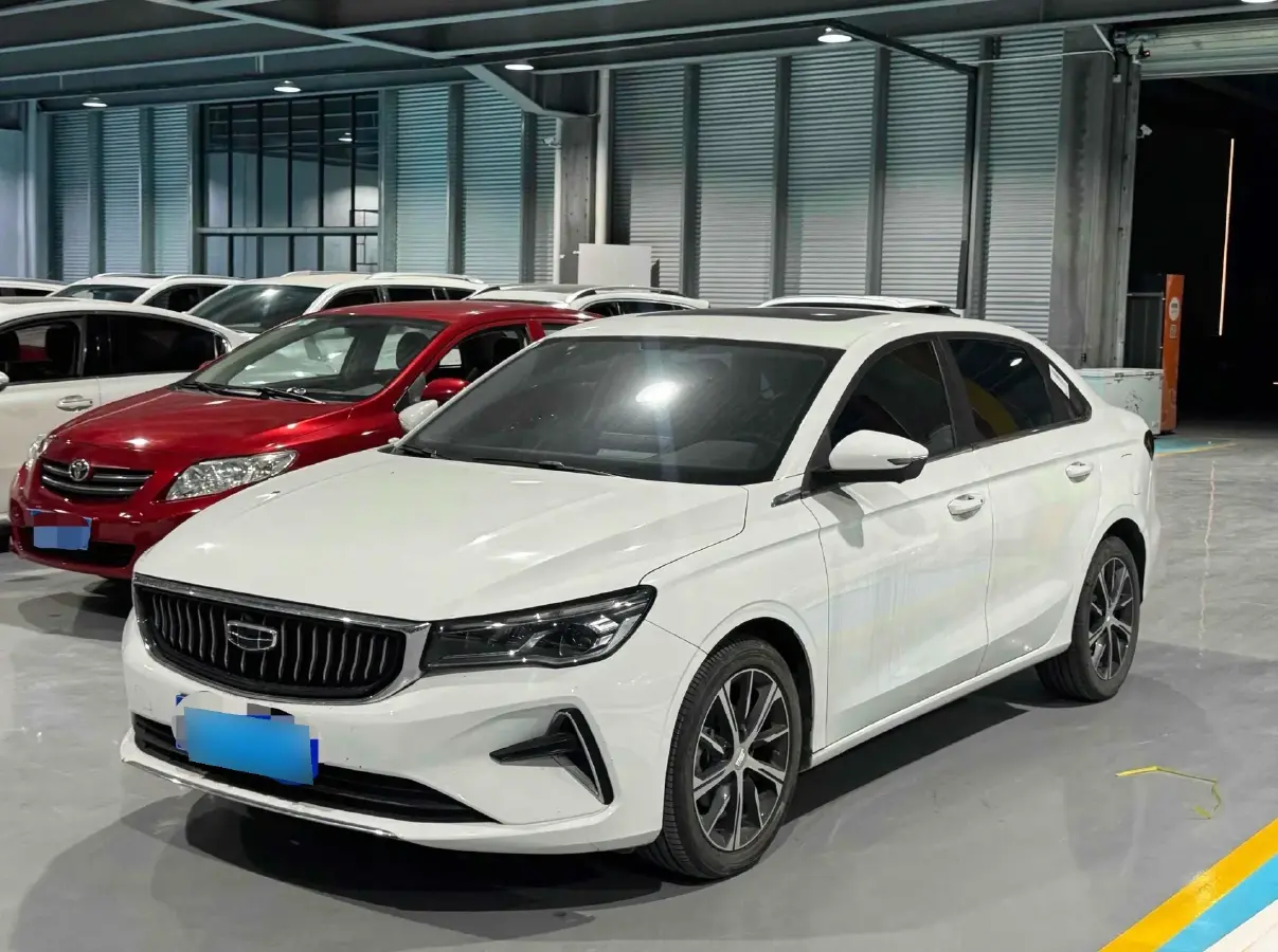 2022 Geely Emgrand 1.5L 114HP L4 CVT