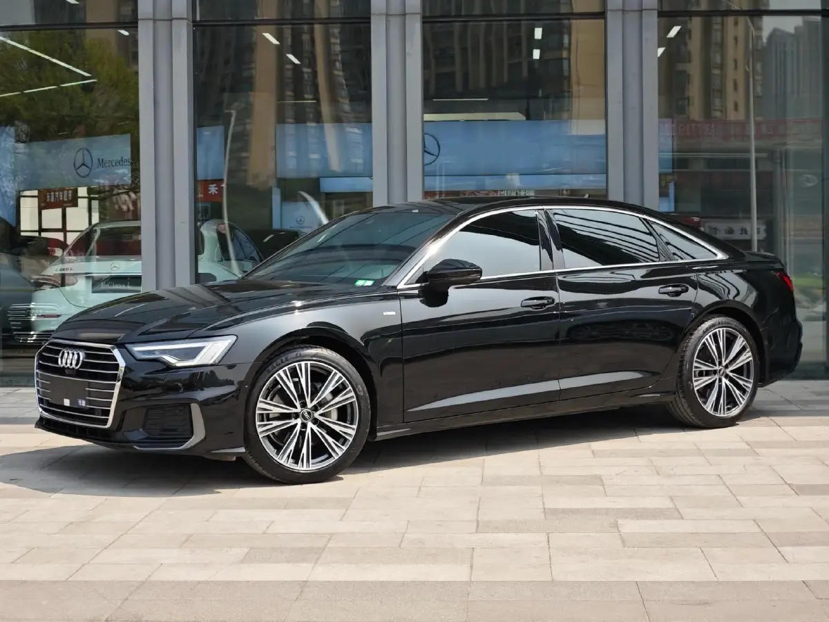 2022 Audi A6L 2.0T 224HP L4 7DCT