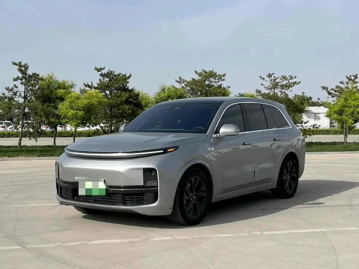 2023 Li L8 Range Extended 154HP REEV 40.9KWH