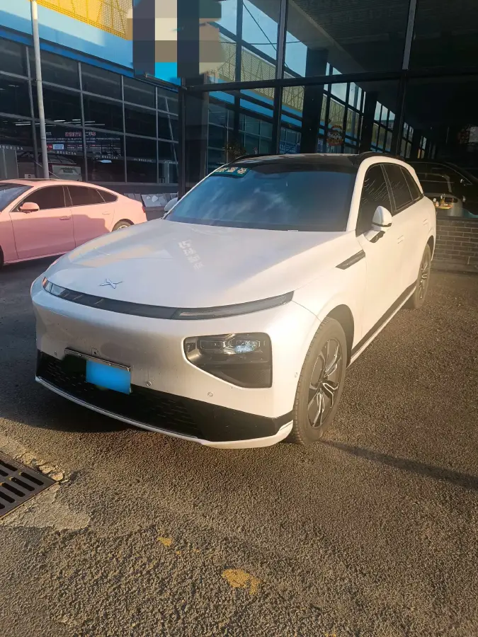 2024 Xpeng G9 BEV 78.2KWH