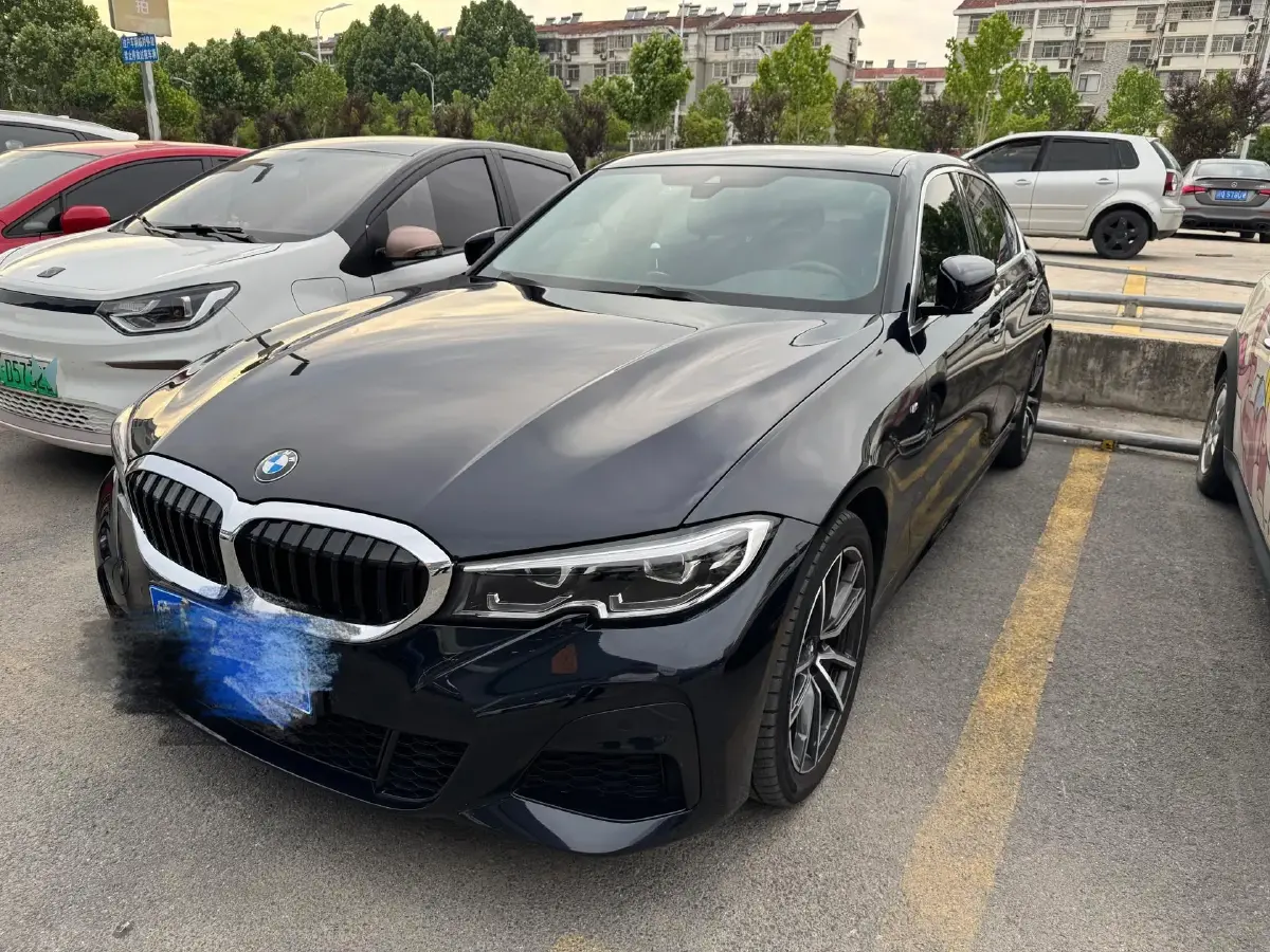 2022 BMW 3 Series 2.0T 184HP L4 8AT