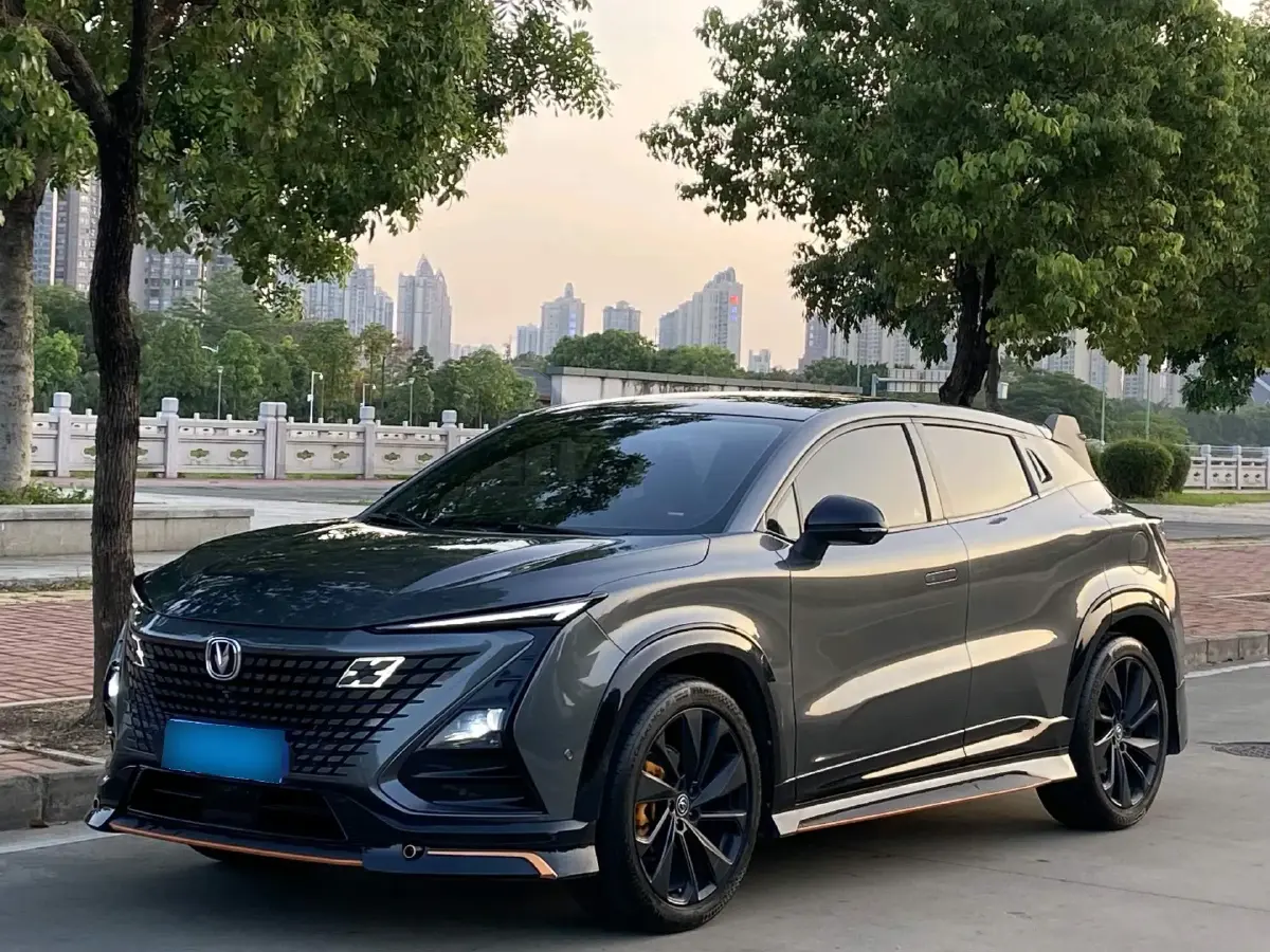 2022 ChangAn UNI-T 1.5T 188HP L4 7DCT