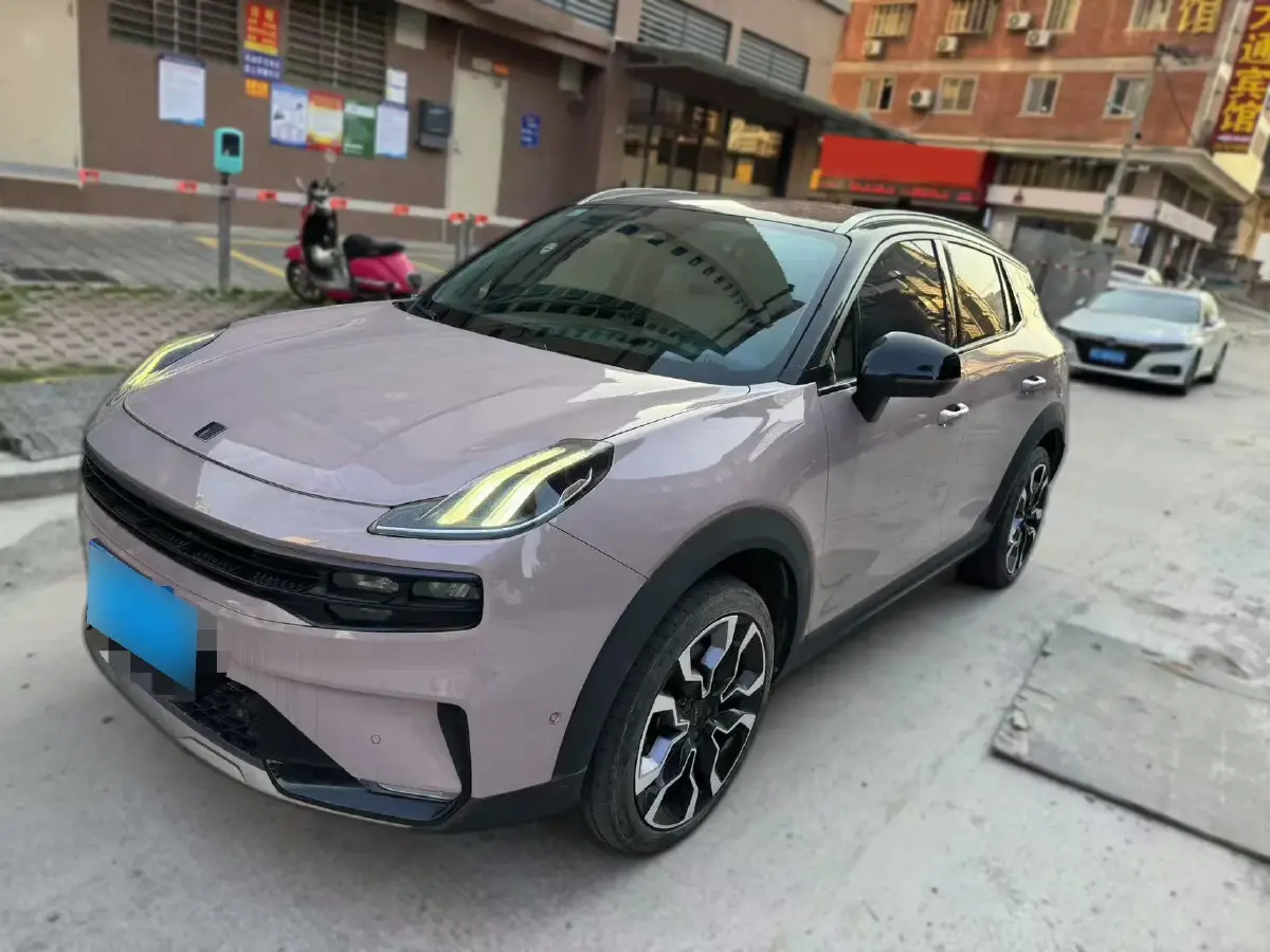 2022 LYNK&CO 06 EM-P 1.5T 177HP L3 7DCT PHEV 15.5KWH