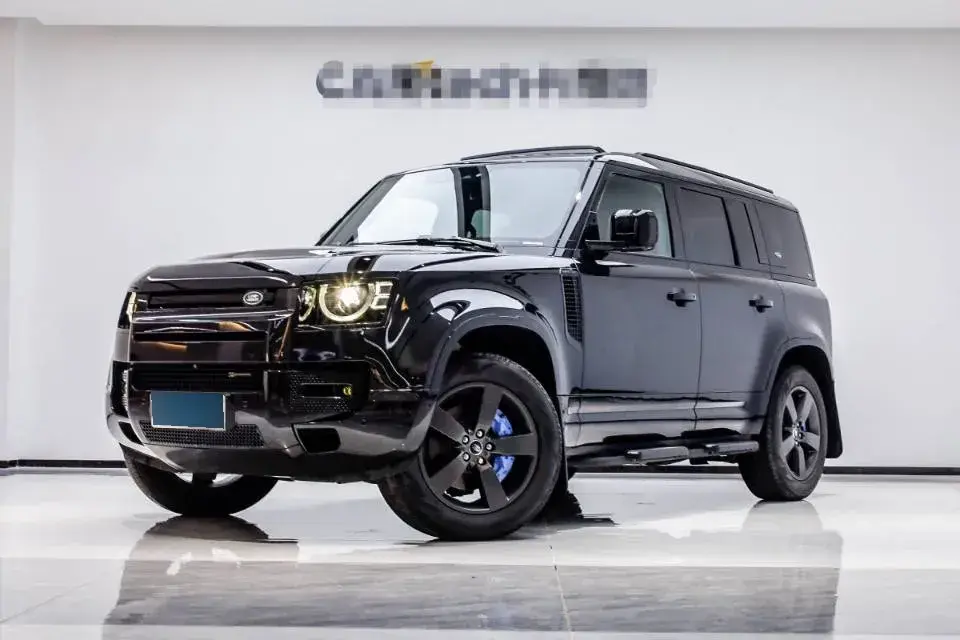 2023 Land Rover Defender 3.0T 400HP L6 8AT