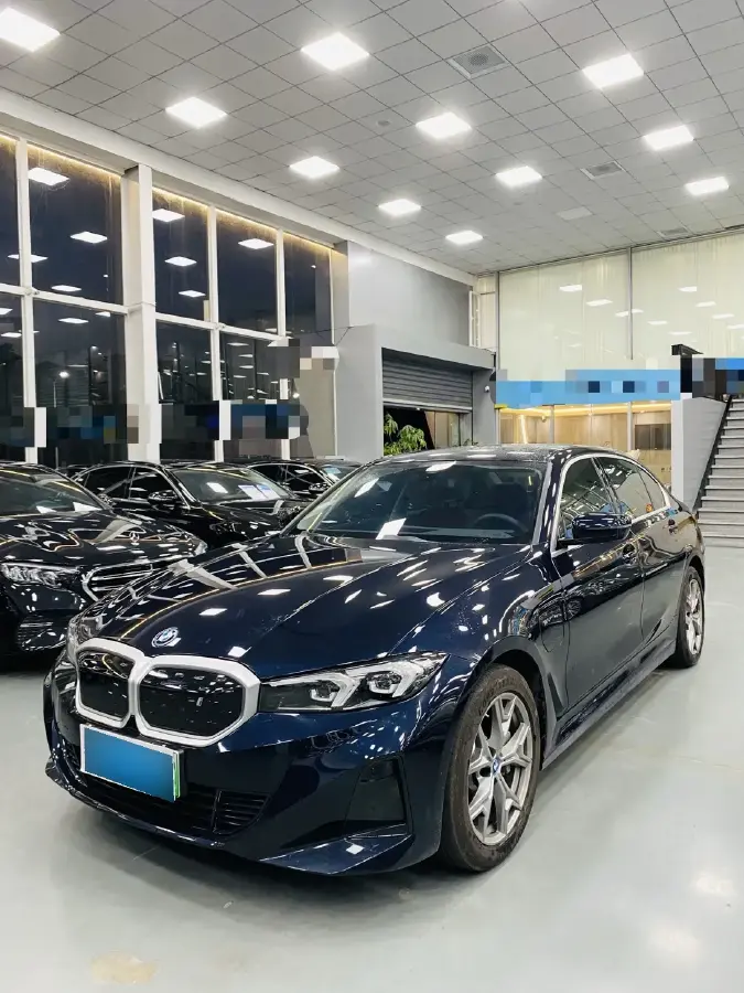 2024 BMW i3 BEV 70KWH