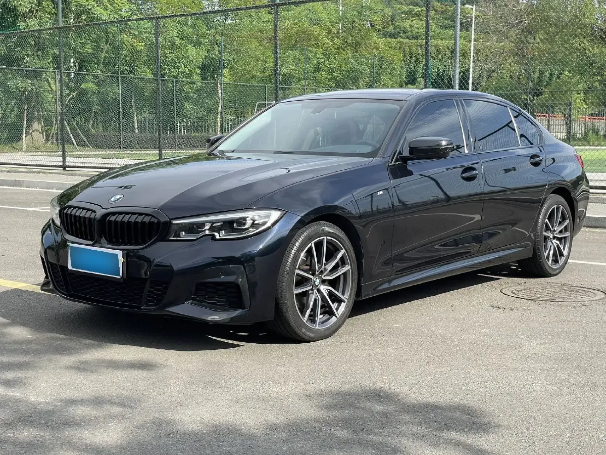 2022 BMW 3 Series 2.0T 156HP L4 8AT