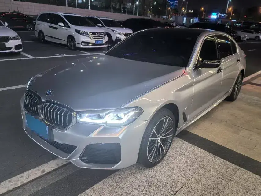 2023 BMW 5 Series 2.0T 245HP L4 8AT