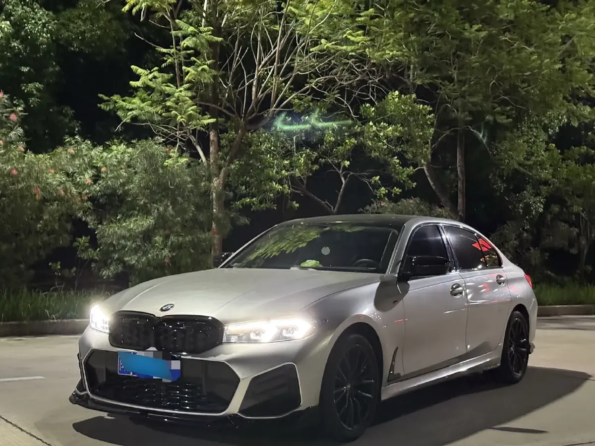 2024 BMW 3 Series 2.0T 184HP L4 8AT