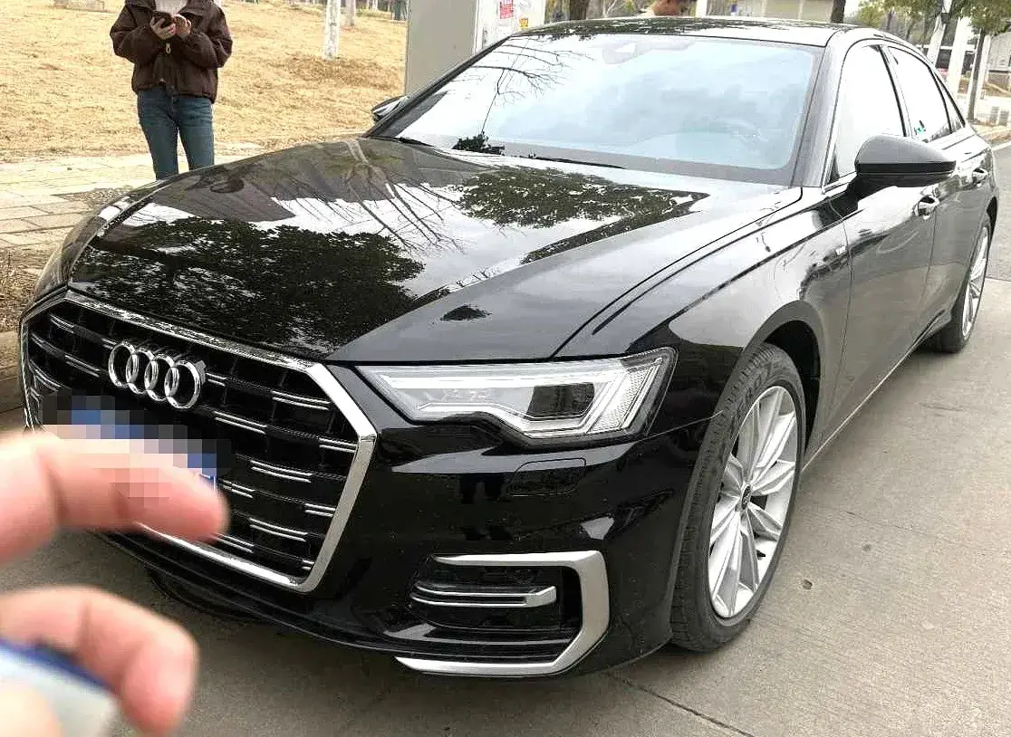 2022 Audi A6L 2.0T 224HP L4 7DCT