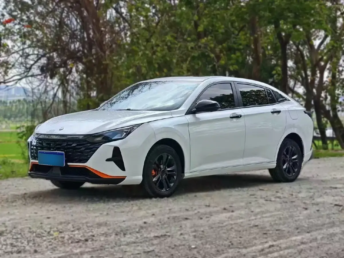 2023 DongFeng Aeolus YiXuan 1.5L 125HP L4 6DCT