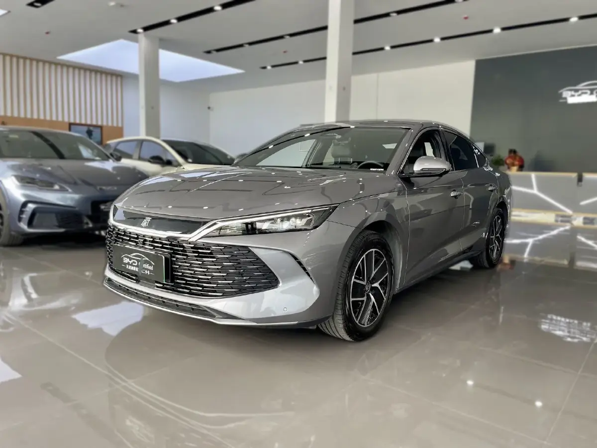 2024 BYD QinL 1.5L 101HP L4 E-CVT PHEV 15.87KWH