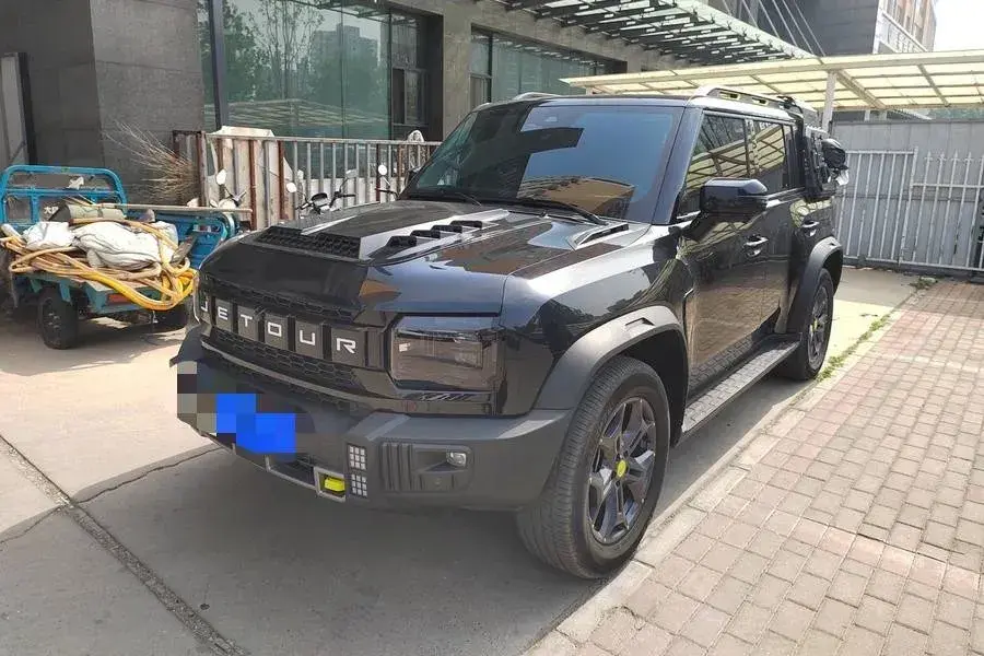 2023 Jetour Traveller 2.0T 254HP L4 7DCT