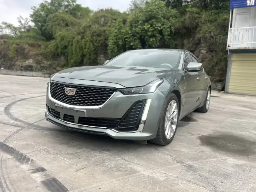 2023 Cadillac CT5 2.0T 237HP L4 10AT