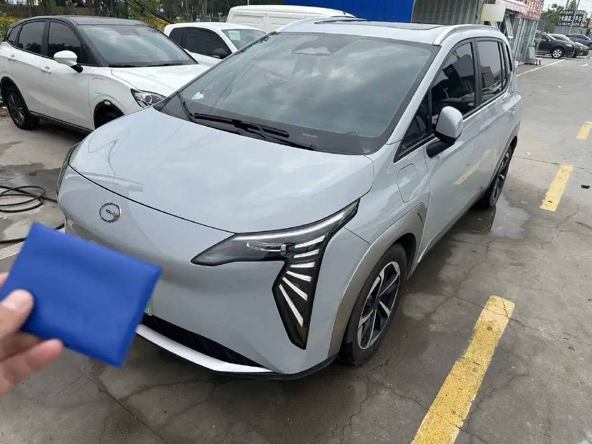 2023 Aion Y BEV 61.7KWH