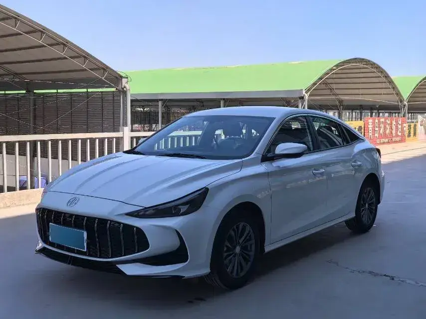 2025 MG 5 1.5L 129HP L4 CVT