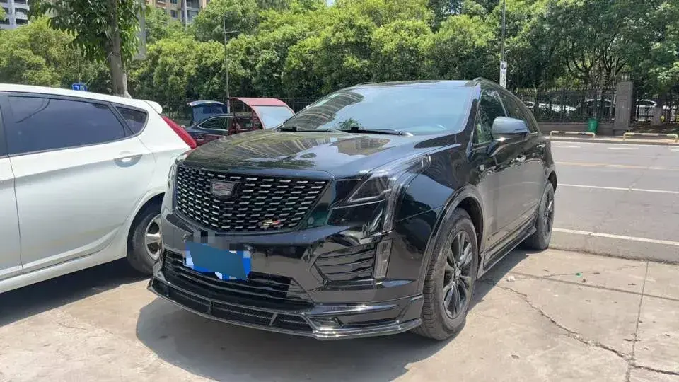 2022 Cadillac XT5 2.0T 237HP L4 9AT