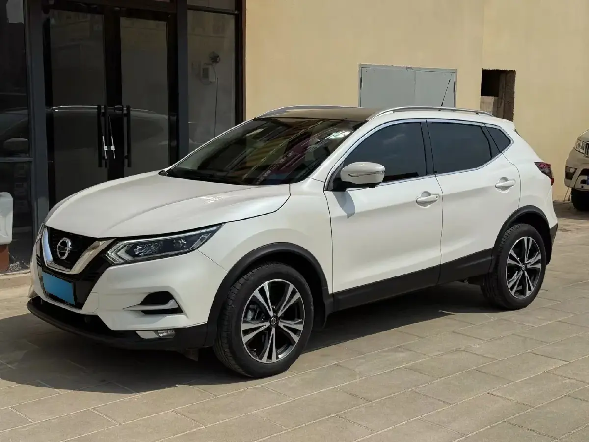 2023 Nissan Qashqai 2.0L 151HP L4 CVT