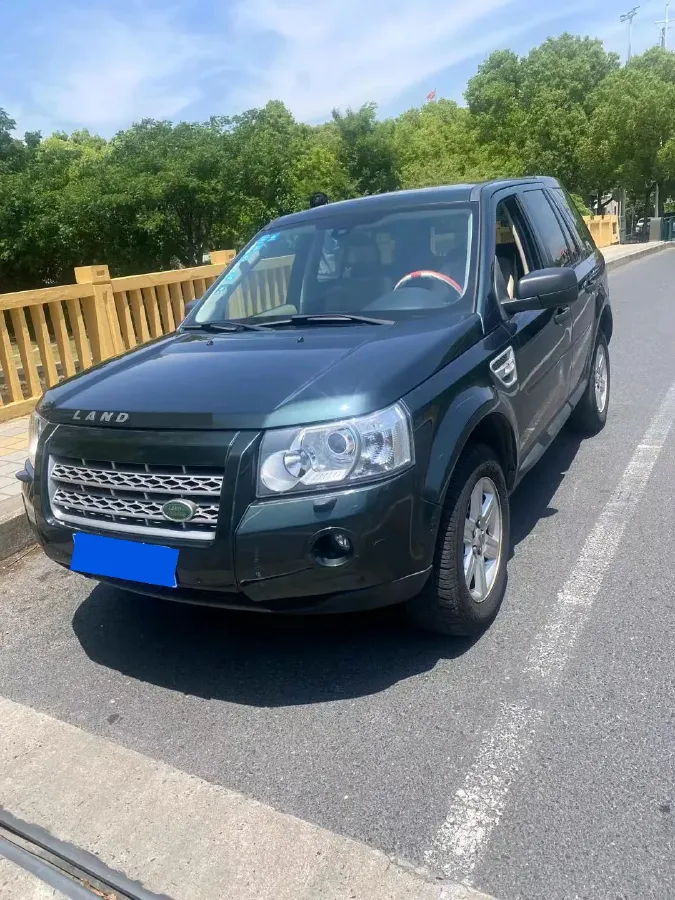 2010 Land Rover Freelander 2 3.2L 233HP L6 6AT,autocango,china used car exporter,china ev exporter,chinese used car exporter,chinese used ev exporter
