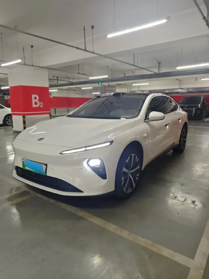 2023 NIO ET7 BEV 75KWH