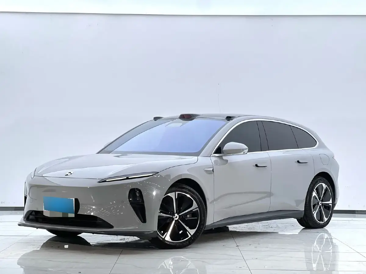 2023 NIO ET5T BEV 75KWH