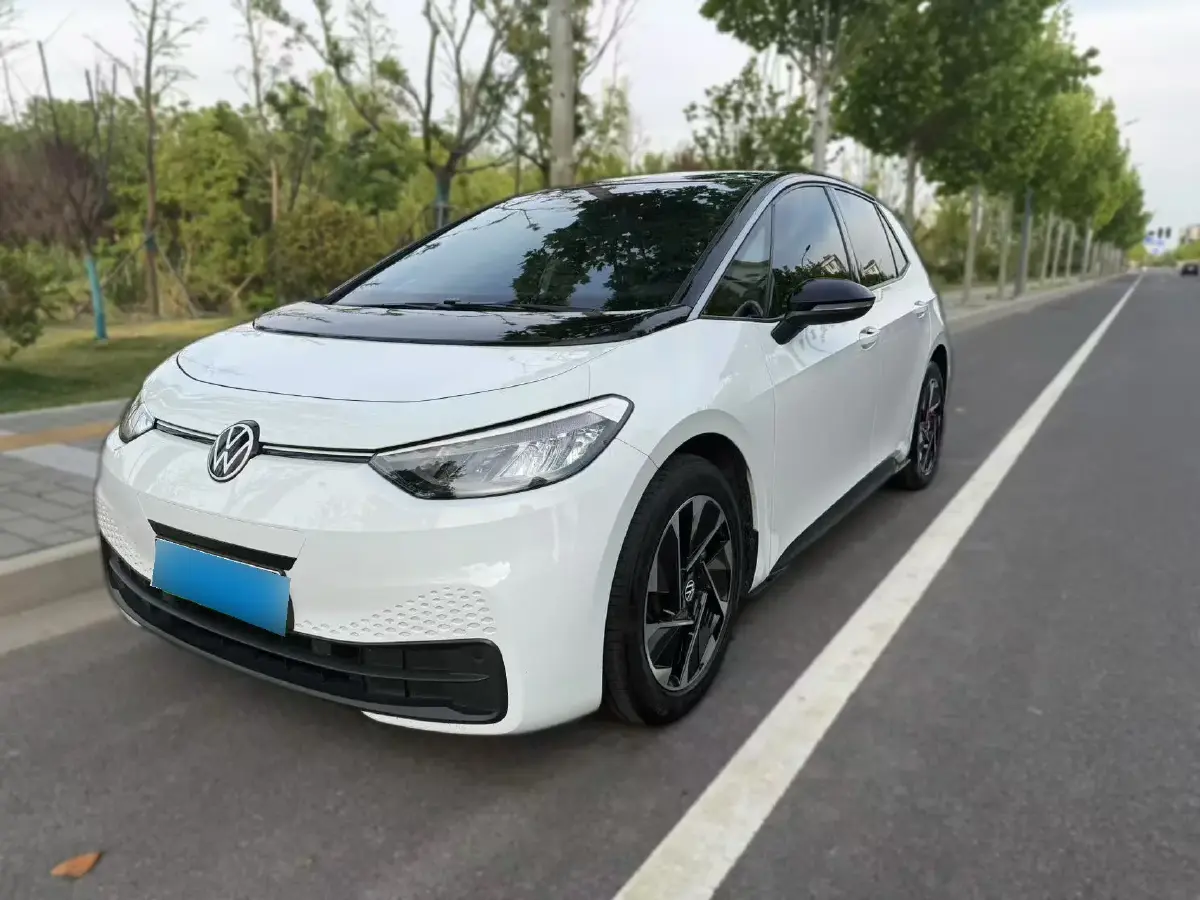 2024 Volkswagen ID.3 BEV 52.8KWH
