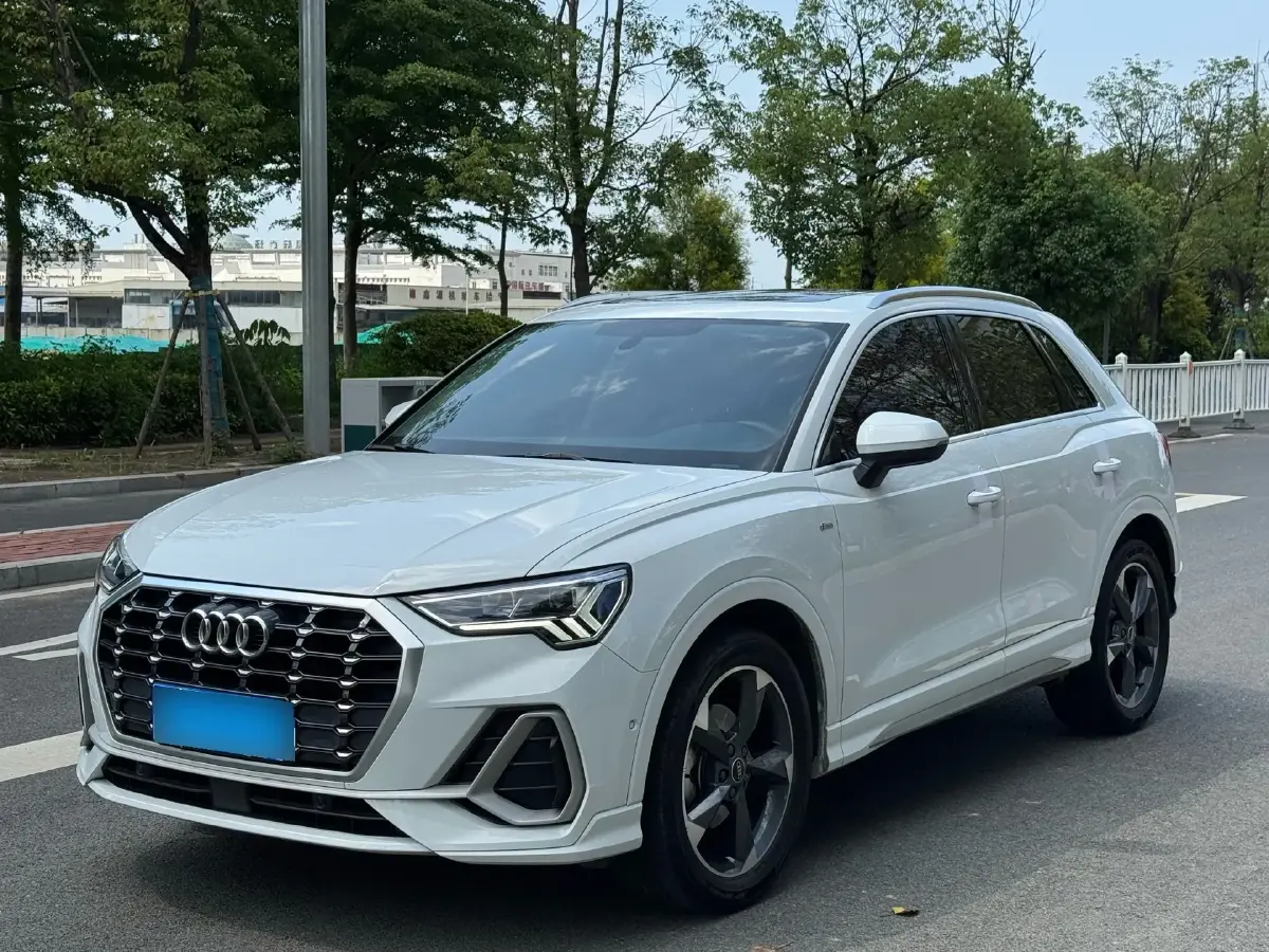 2022 Audi Q3 1.4T 150HP L4 7DCT