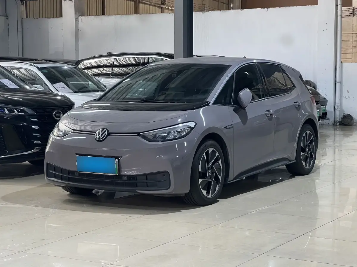 2023 Volkswagen ID.3 BEV 52.8KWH