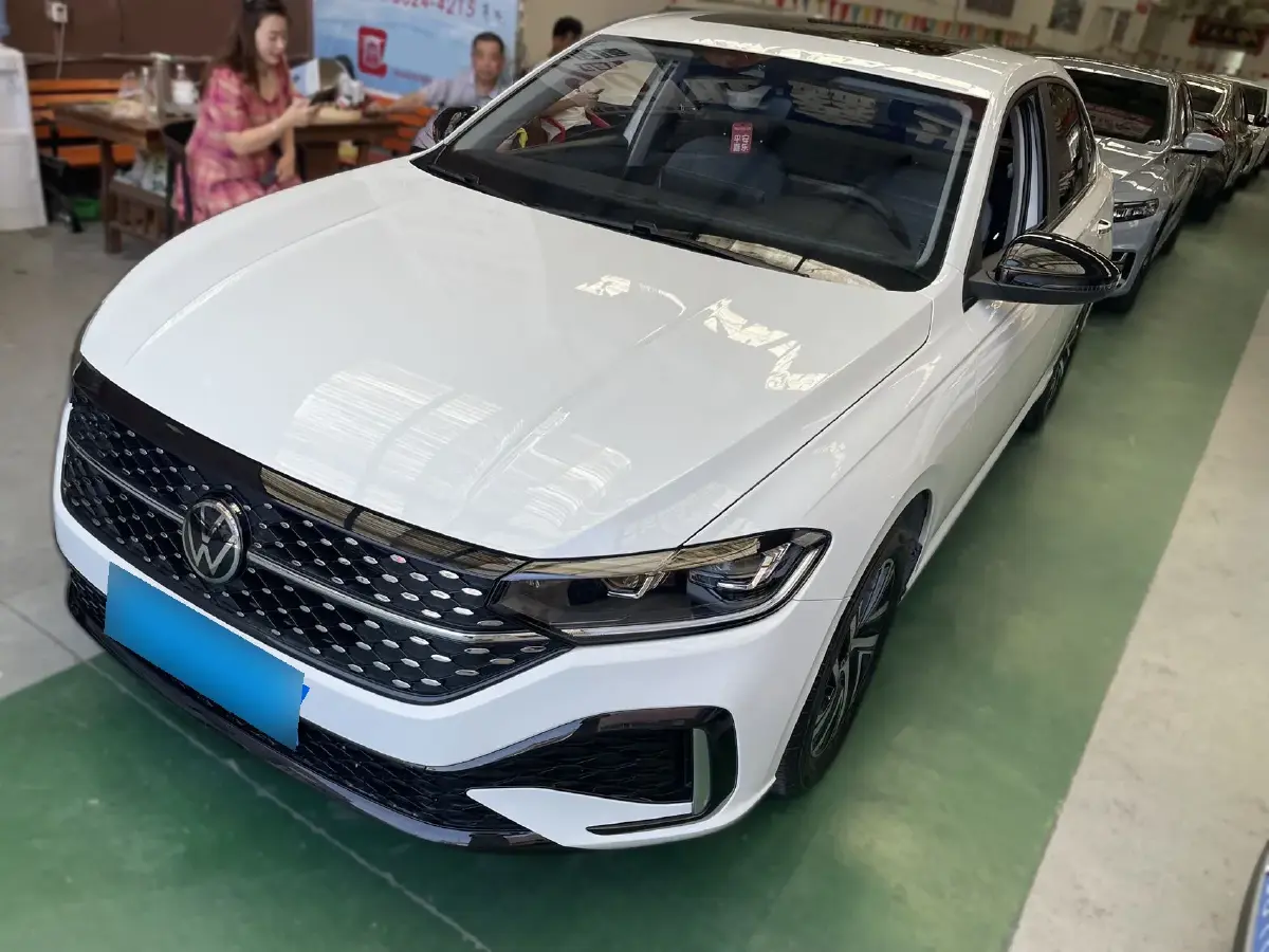 2024 Volkswagen Lavida 1.5T 160HP L4 7DCT