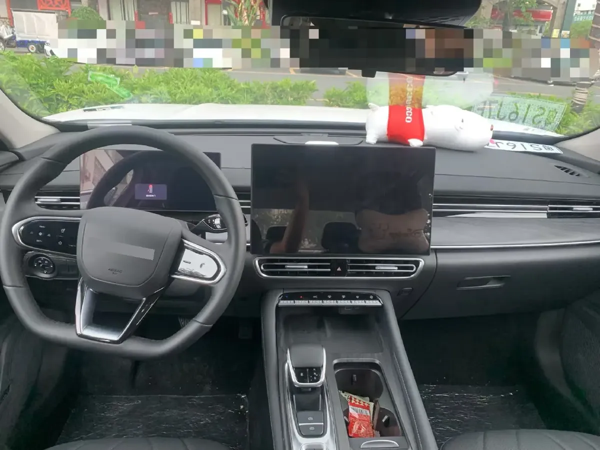 2025 Chery Arrizo 8 Pro 1.6T 197HP L4 7DCT,autocango,china used car exporter,china ev exporter,chinese used car exporter,chinese used ev exporter