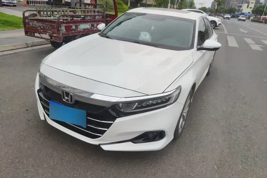2022 Honda Accord 1.5T 194HP L4 CVT