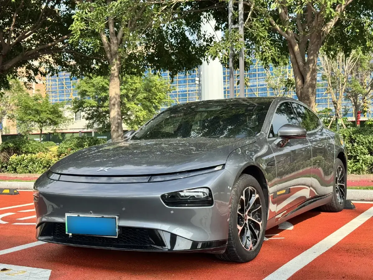2022 Xpeng P7 BEV 77.9KWH