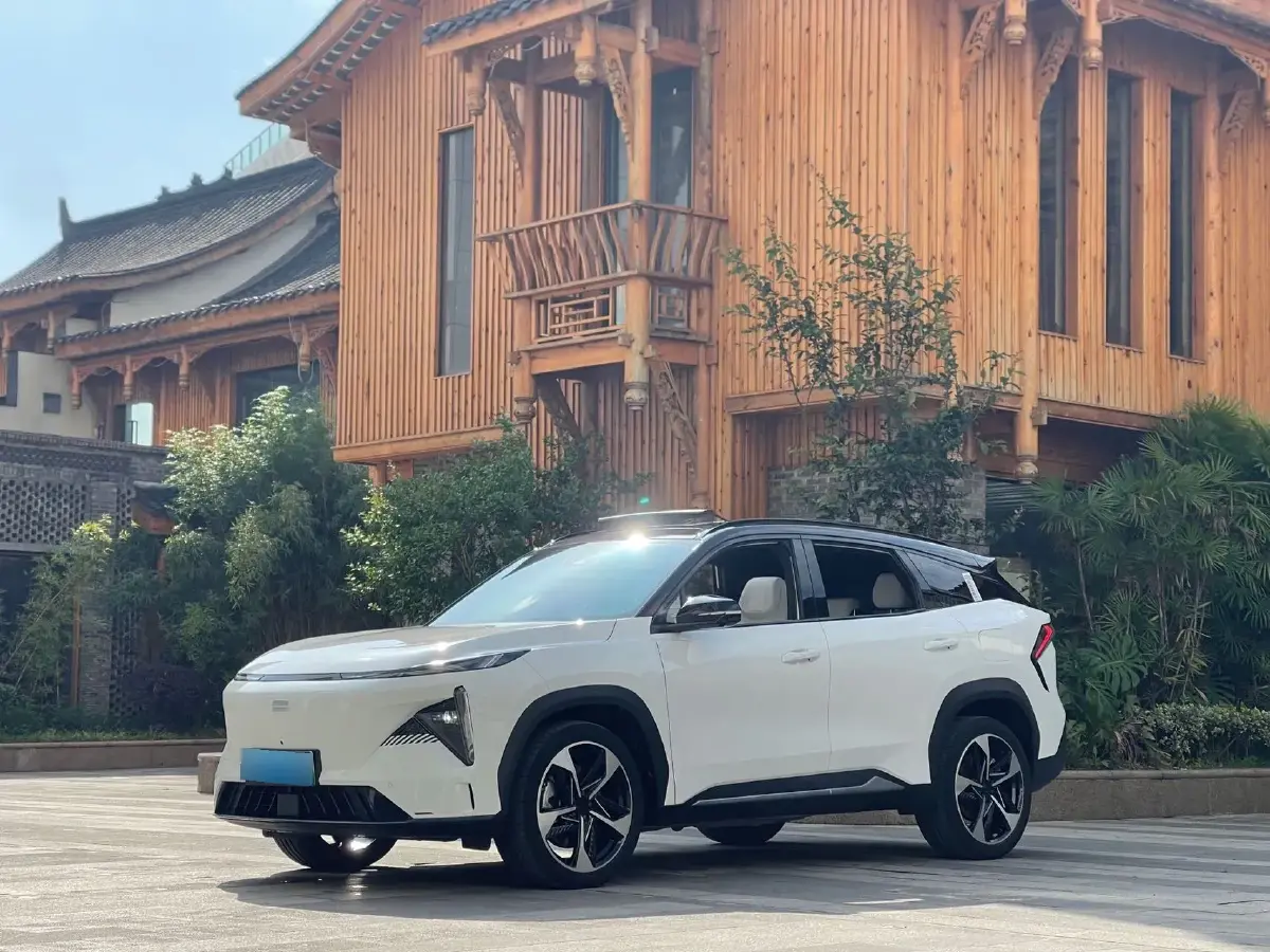 2023 Geely Galaxy L7 1.5T 163HP L4 3DHT PHEV 18.7KWH