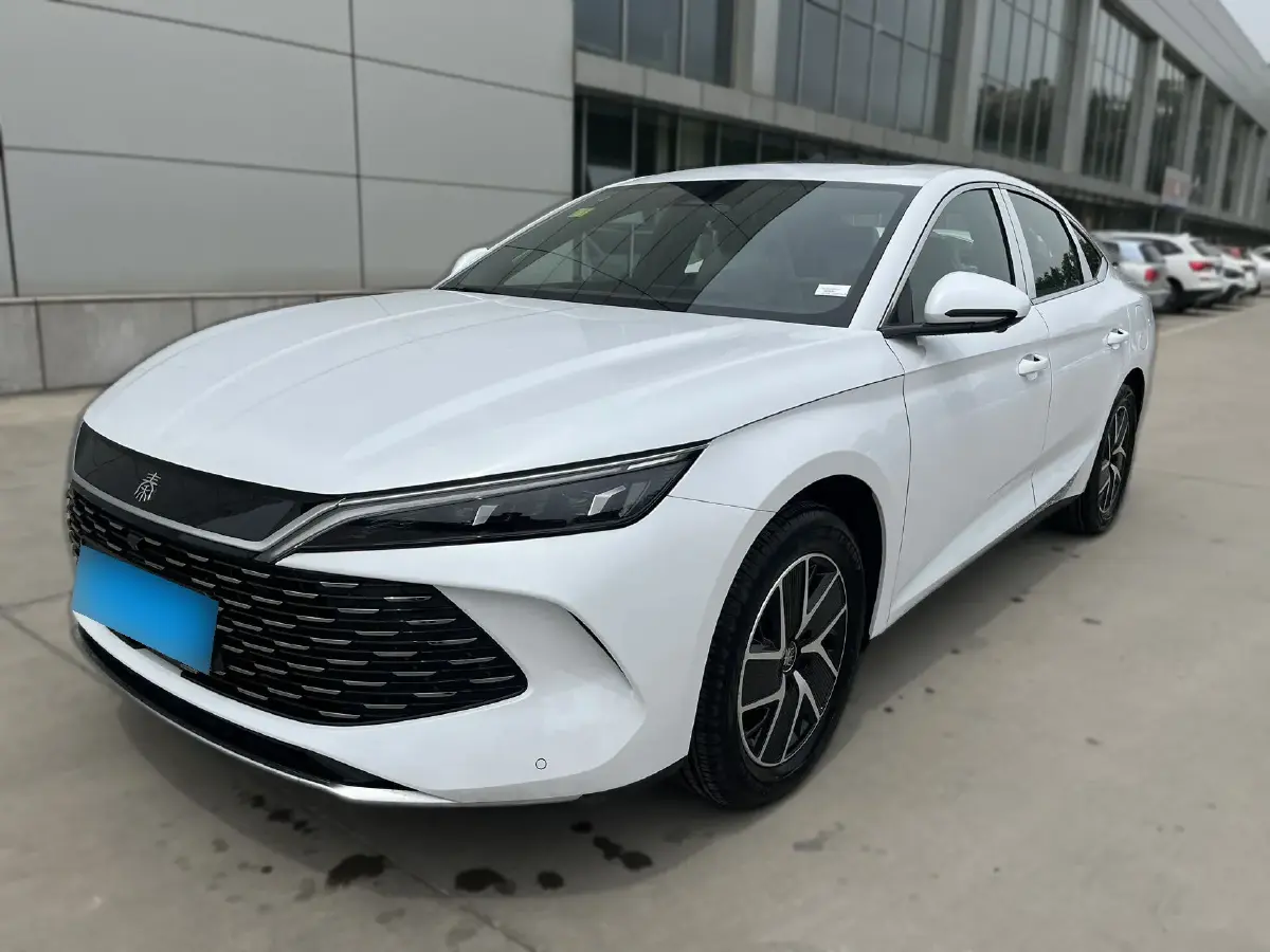 2024 BYD QinL 1.5L 101HP L4 E-CVT PHEV 15.87KWH