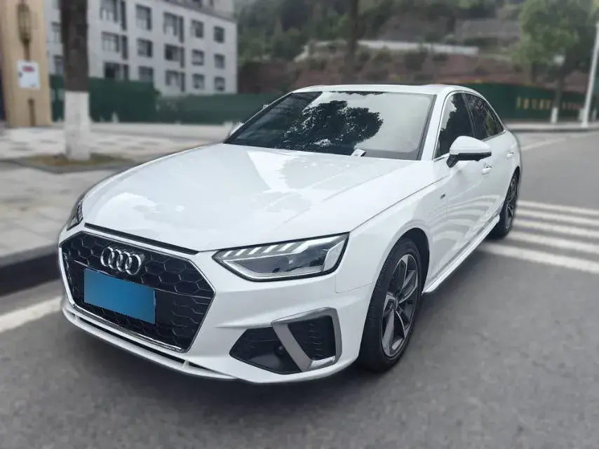 2020 Audi A4L 2.0T 190HP L4 7DCT