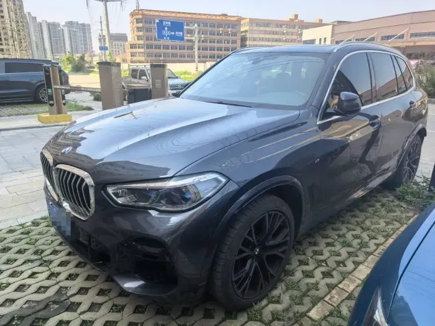 2022 BMW X5 3.0T 340HP L6 8AT