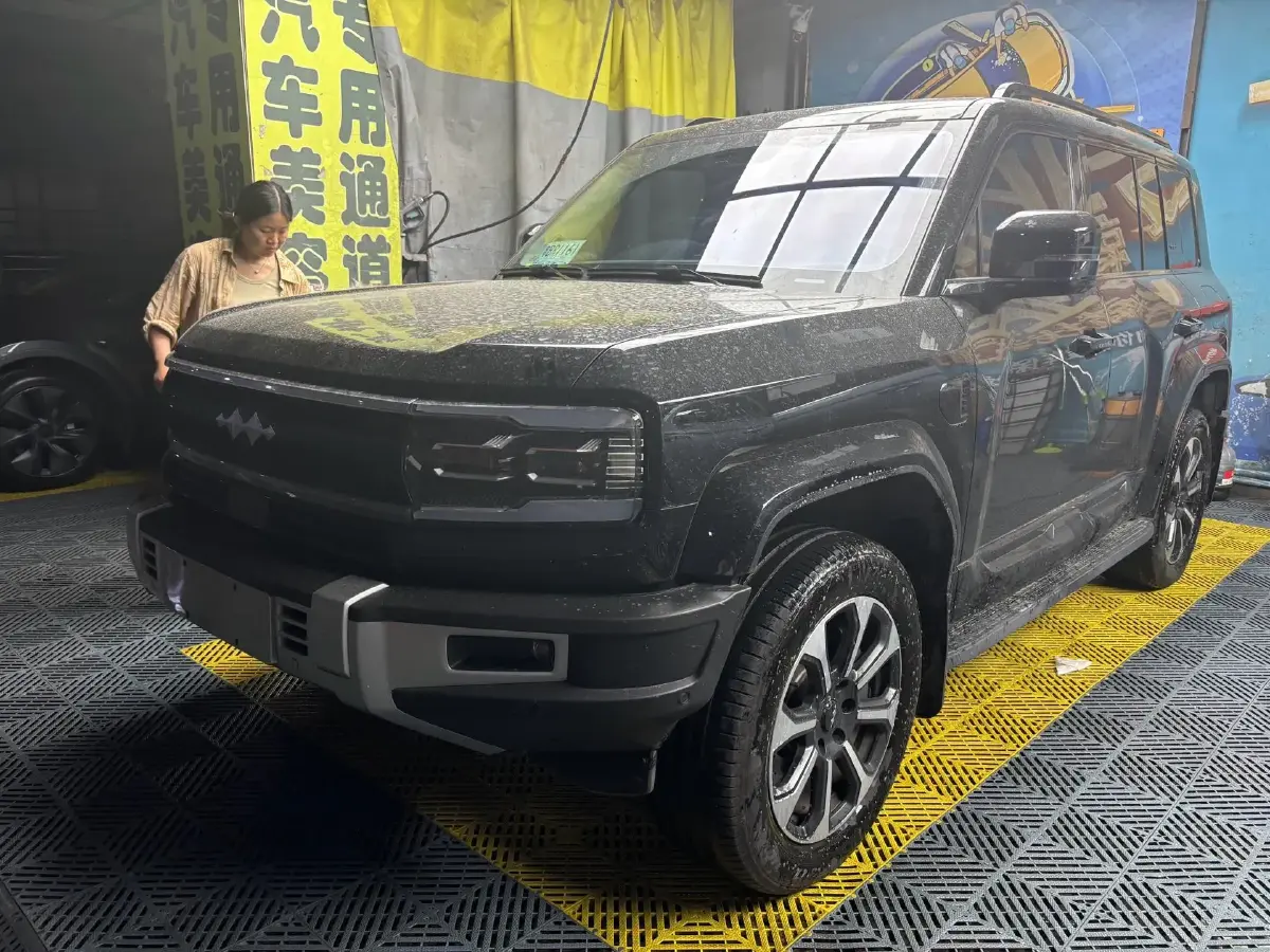 2023 FangChengBao Bao 5 1.5T 194HP L4 E-CVT PHEV 31.8KWH