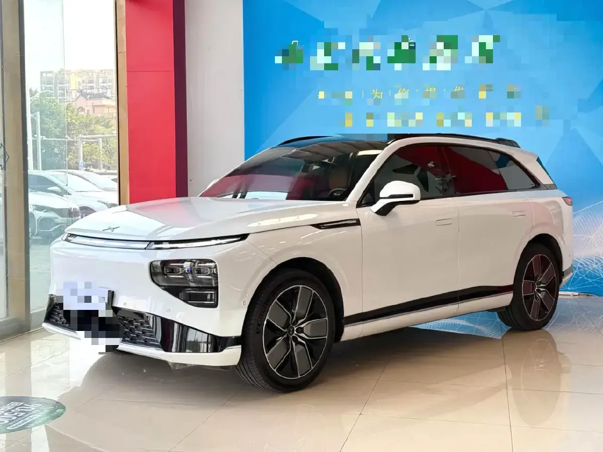 2022 Xpeng G9 BEV 98KWH